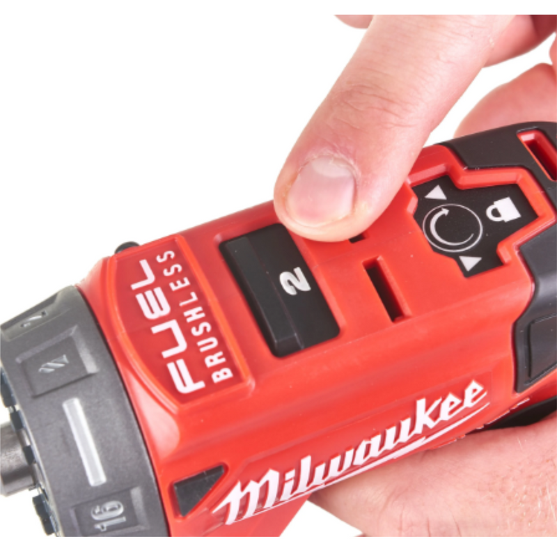 trapano-avvitatore-con-4-mandrini-intercambiabili-a-batteria-M12-motore-brushless-da34Nm-di-potenza-con-stazione-di-ricarica-e-2batterie-2.0Ah-MILWAUKEE-M12-FDDXKIT-202X-4933464979