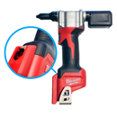 rivettatrice-a-batteria-MILWAUKEE-compatta-per-rivetti-in-alluminio-rame-acciaio-acciaio-inox-da-2.4-3.2-4.0-4.8mm-fornita-con-ugelli-e-serbatoio-senza-batterie-da-12V-MILWAUKEE-M12-BPRT-0