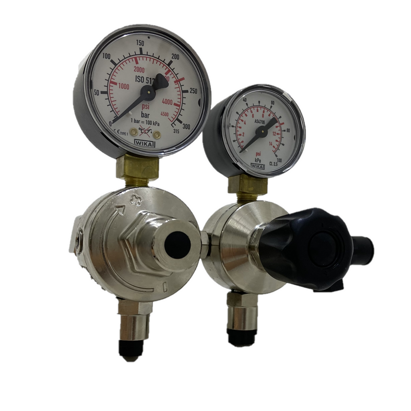 CO2 pressure reducer for food use with 2 majormix oxyturbo gauges